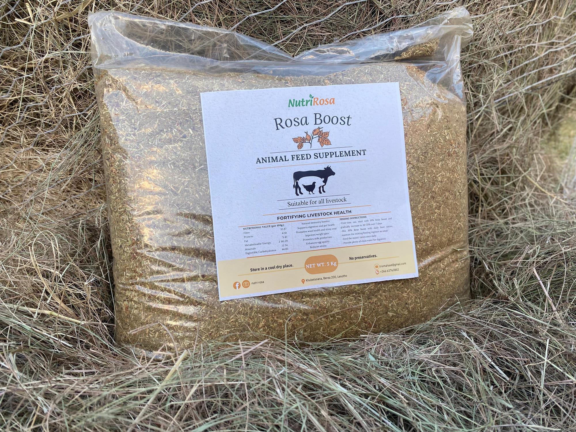 Close product view of Rosa Boost feed supplement in outdoor setting